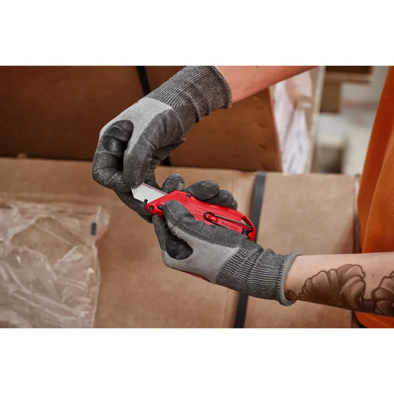 Load image into Gallery viewer, Milwaukee 48-22-1516 Compact Side Slide Utility Knife
