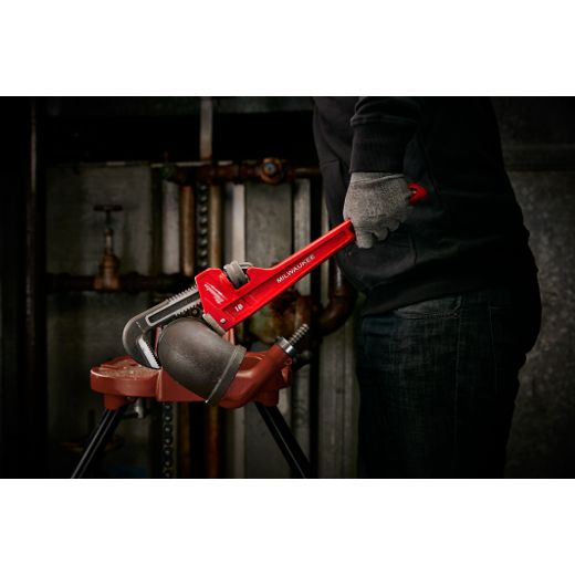 Load image into Gallery viewer, Milwaukee 48-22-7118 18" Steel Pipe Wrench
