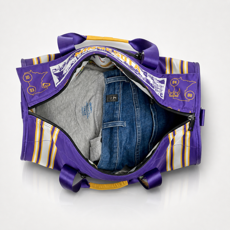 Load image into Gallery viewer, Minnesota Duffel Cooler
