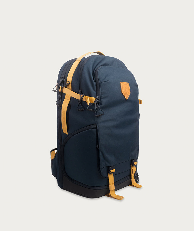 Load image into Gallery viewer, DayChaser 35L Travel Camera Backpack
