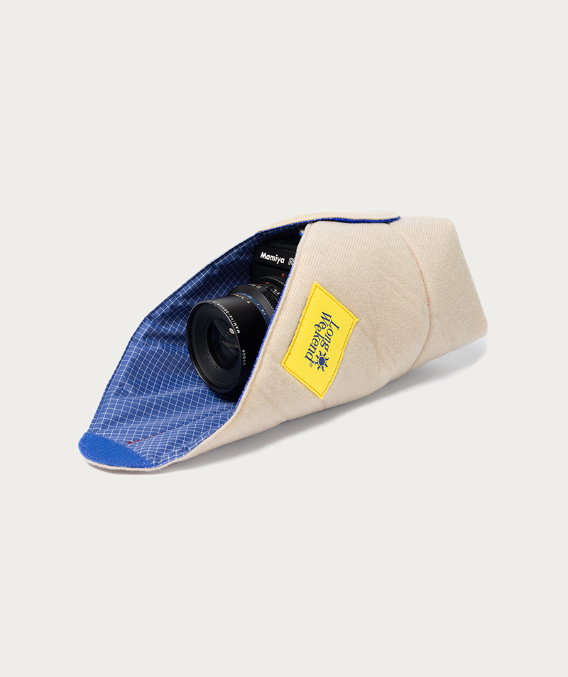 Load image into Gallery viewer, Padded Camera Wrap -16"x16" &amp; 19"x19"
