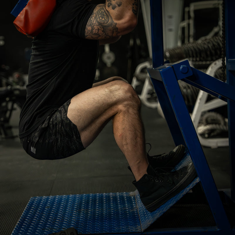 Load image into Gallery viewer, Men's Hybrid Athletic Shorts | 5.5"
