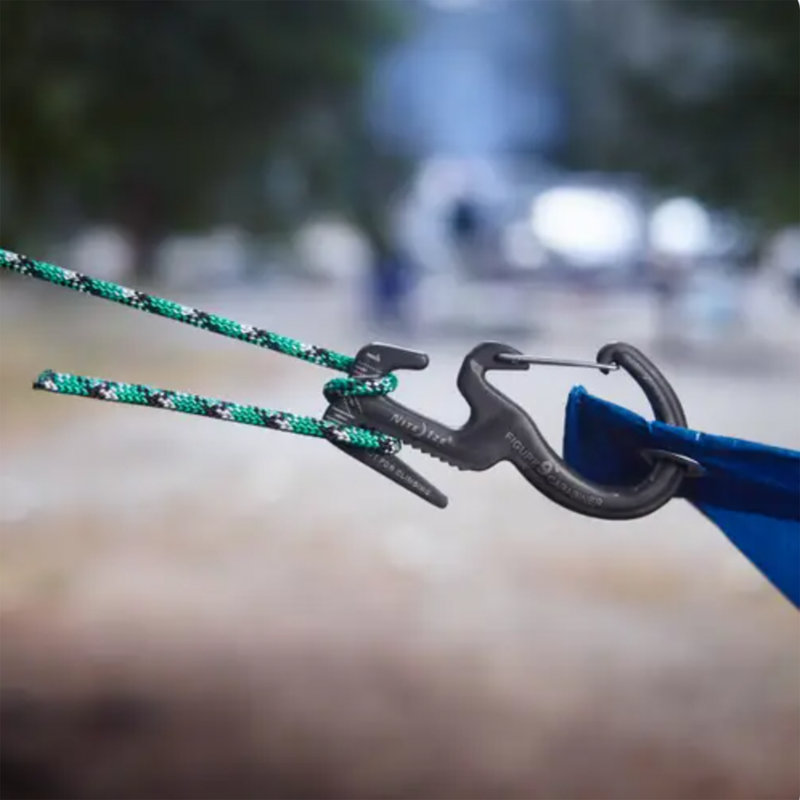Load image into Gallery viewer, Figure 9® Carabiner Rope Tightener
