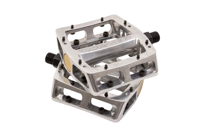 Load image into Gallery viewer, Odyssey BMX Trailmix Looseball Pedals - Anodized Silver
