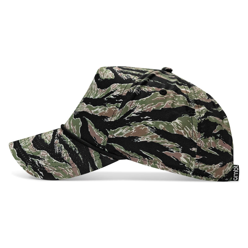 Load image into Gallery viewer, Weekender 5 Panel Snapback Hat
