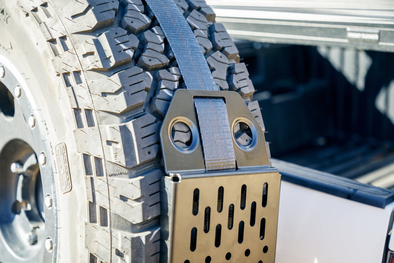 Load image into Gallery viewer, Overland Kitted Spare Tire MAXTRAX Mini Mounting System

