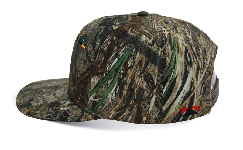 Load image into Gallery viewer, Flying Mallard 6-Panel on Mossy Oak Duck Blind
