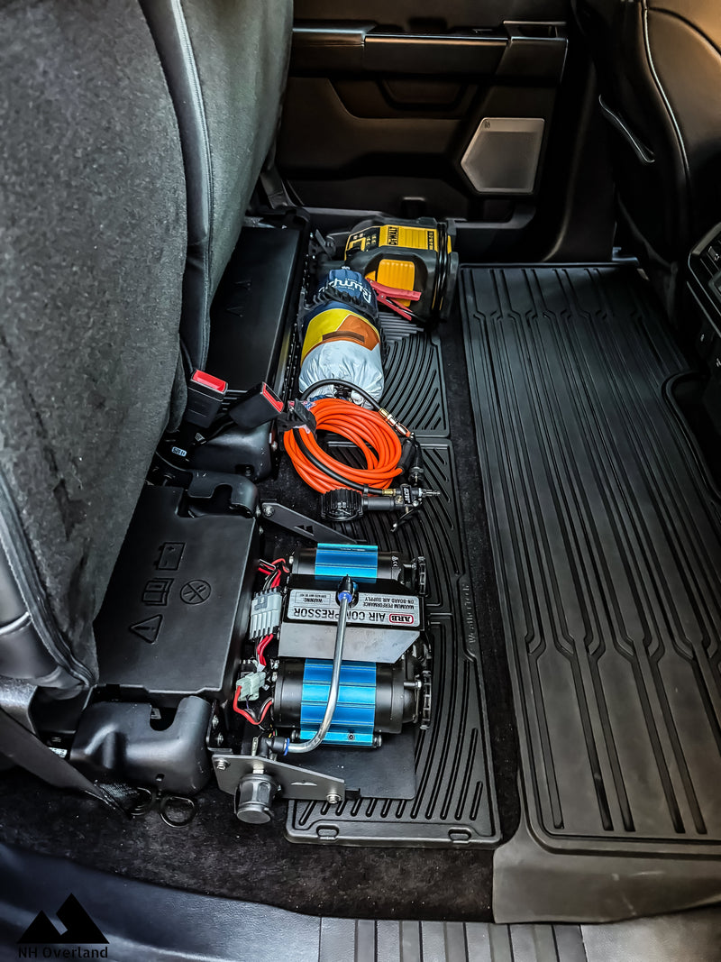 Load image into Gallery viewer, 17+ Superduty Rear Under Seat Compressor Mount
