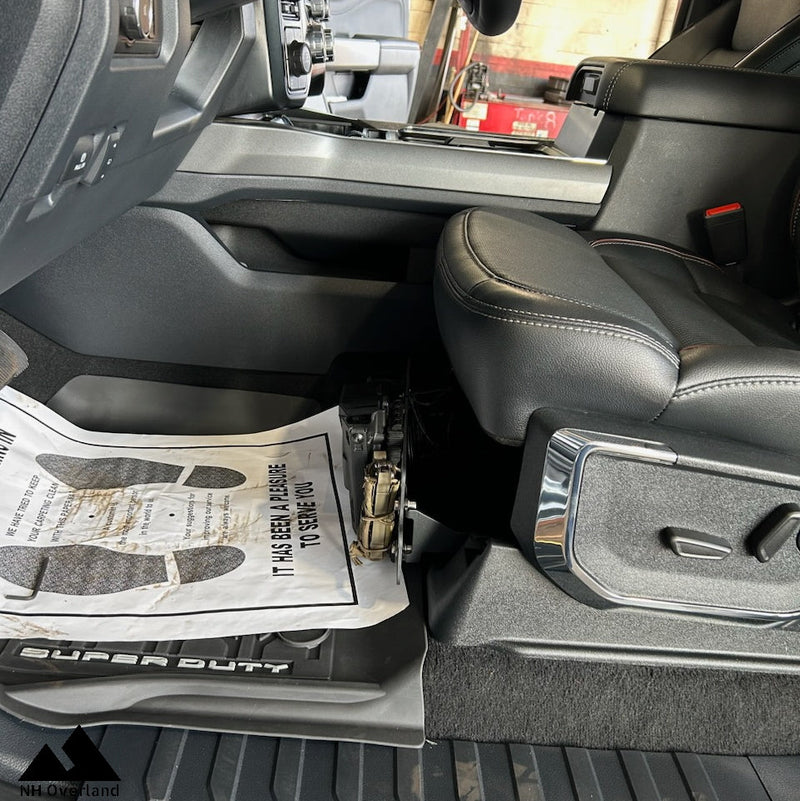 Load image into Gallery viewer, Superduty Seat Front Gear Panels

