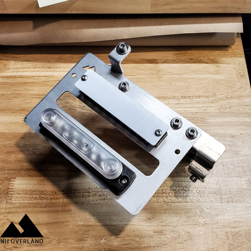 Load image into Gallery viewer, 19+ GM 1500 Switch Pros Mount
