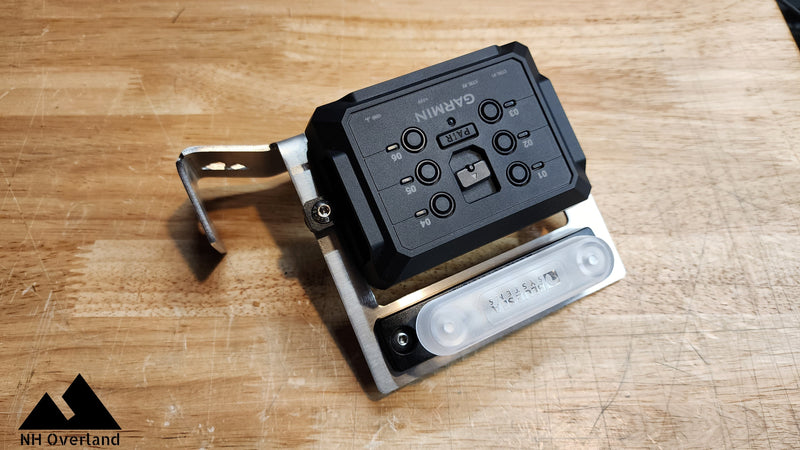 Load image into Gallery viewer, 4th Gen Ram HD Fuse Box Garmin Power Switch Mount
