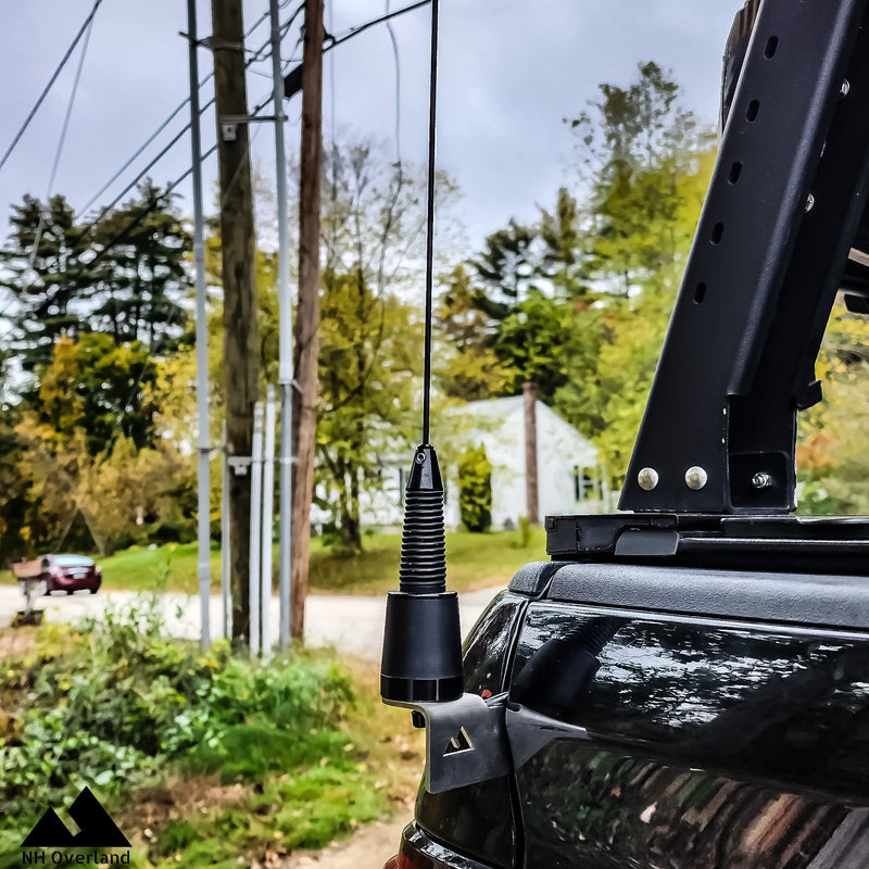 Load image into Gallery viewer, 09-18 RAM 1500 Taillight Antenna Mount
