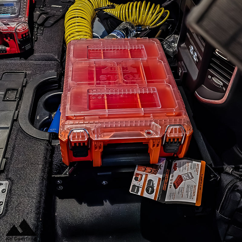Load image into Gallery viewer, 2019+ Ram 2500/3500 Crew Cab Rear Floor Tray
