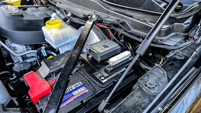 Load image into Gallery viewer, 19+ Ram HD Battery Tray Garmin Power Switch Mount
