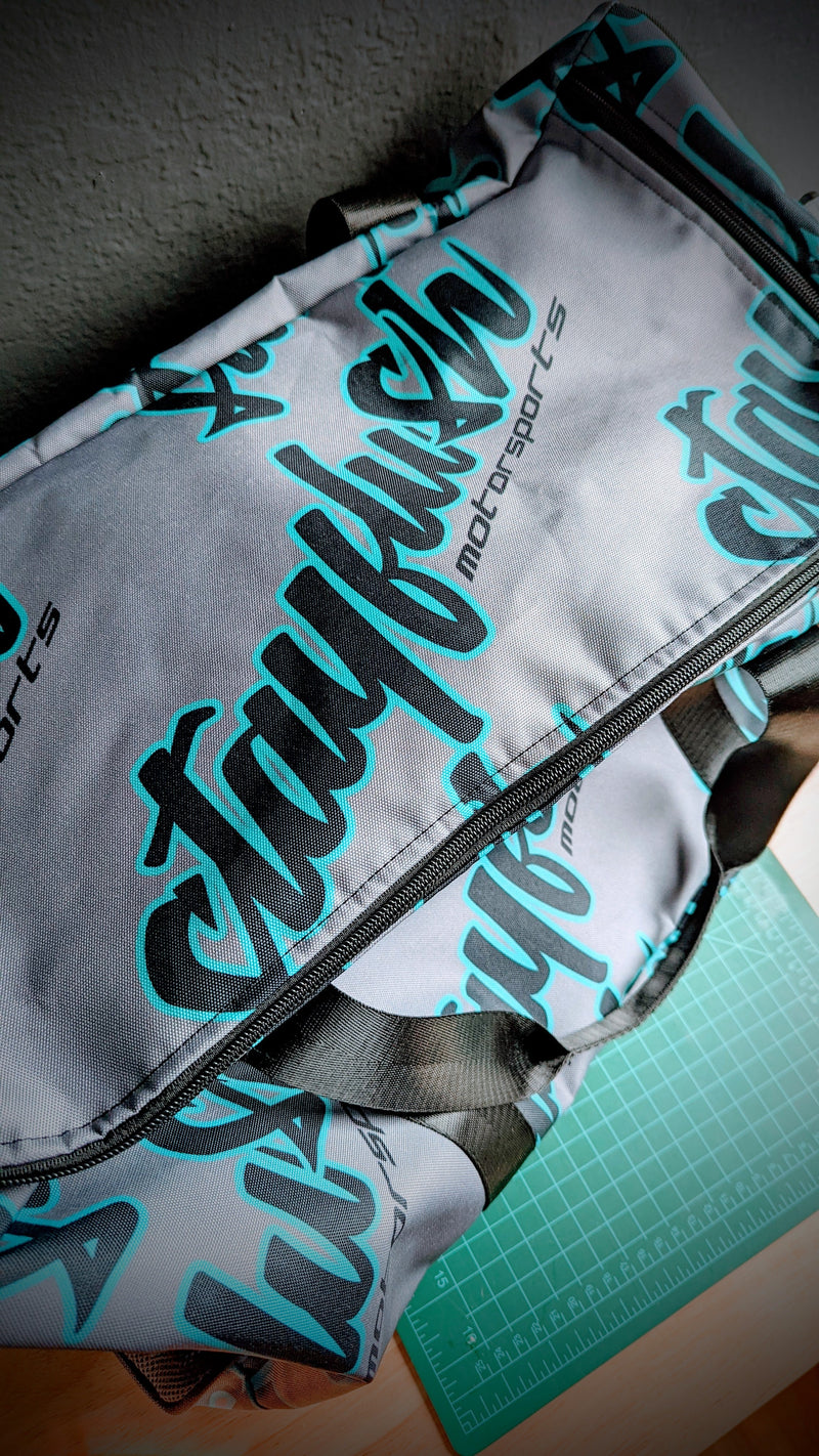 Load image into Gallery viewer, StayFlush Duffle bag
