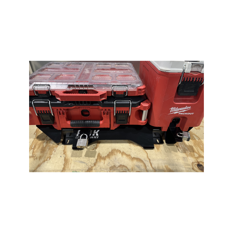 Load image into Gallery viewer, Packout Mount Lock
