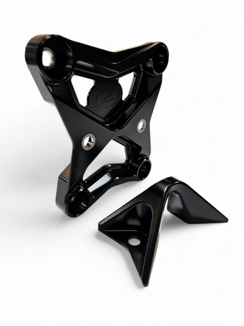 Load image into Gallery viewer, 2017-2021 Can Am X3 Maverick EOD Radius Rod Plate with Tow Hook Black
