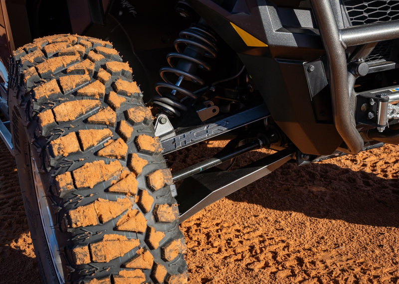Load image into Gallery viewer, Polaris General OEM Width Forward offset A-arms +2.5"
