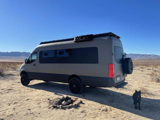 Load image into Gallery viewer, Sprinter Stealth+ Roof Rack
