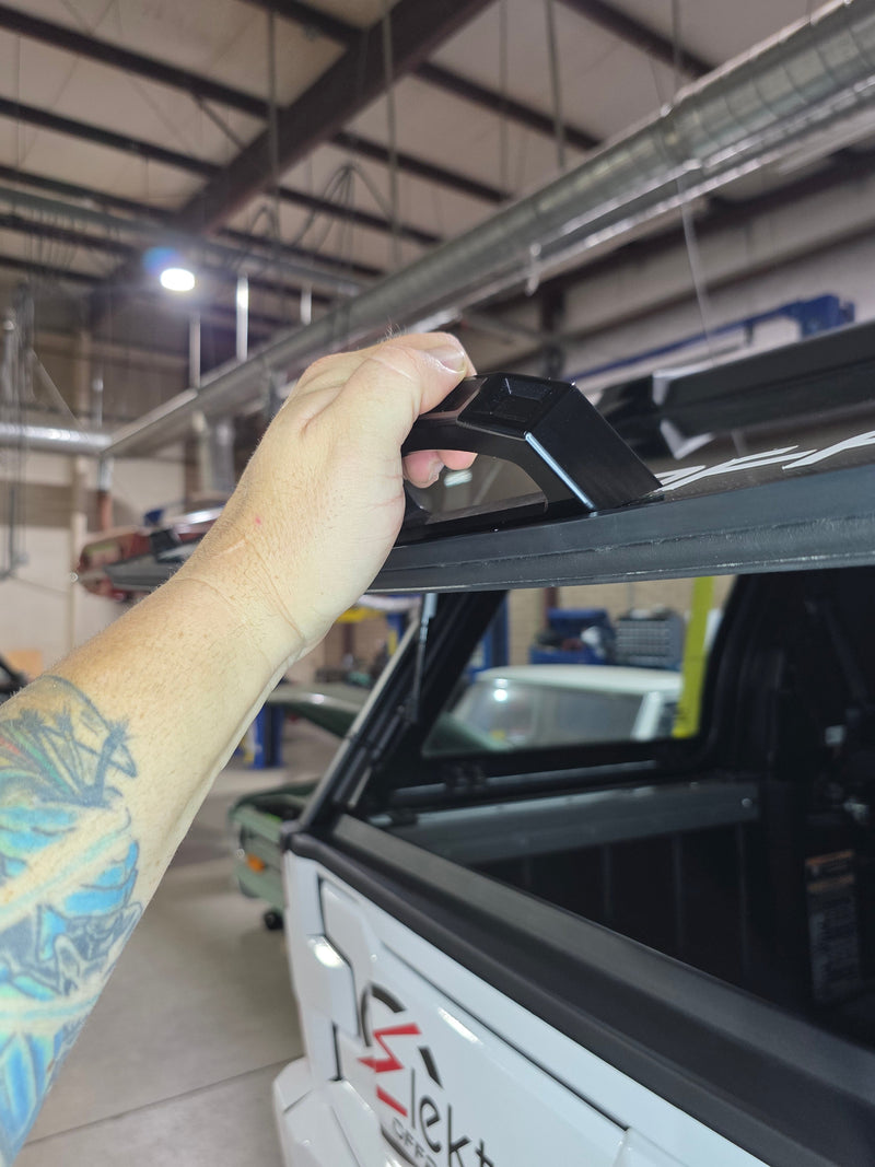 Load image into Gallery viewer, 2024+ Polaris Xpedition Rear Glass Handle (Anodized Black)
