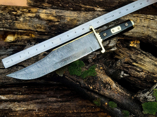 13-Inch Damascus Steel Cowboy Bowie Knife with Buffalo Horn Handle & Leather Sheath – Perfect Gift for Knife Enthusiasts