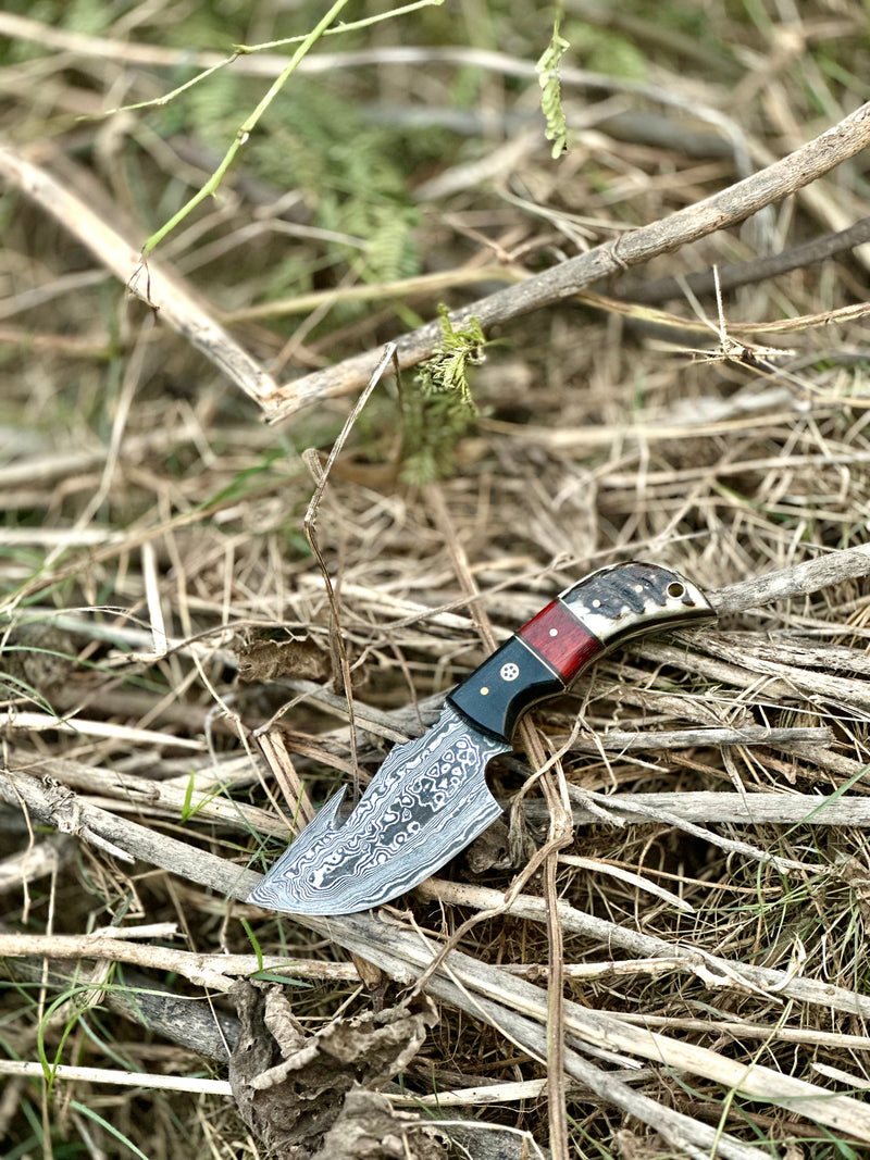 Load image into Gallery viewer, Premium Custom Handmade Damascus Steel Guthook Skinning Knife with Resin Handle - 7.5” Sharp Blade with Leather Sheath
