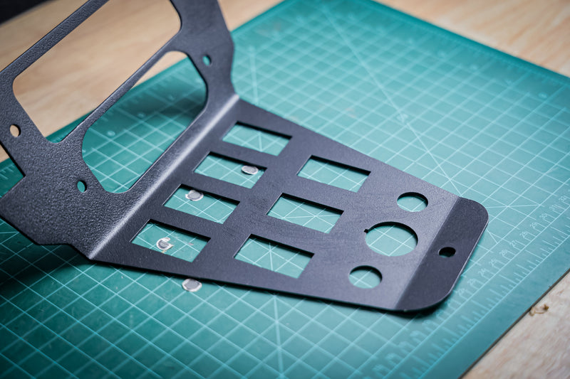 Load image into Gallery viewer, SFM Polaris ProR/XP 25 Rugged Radios FRM Mount
