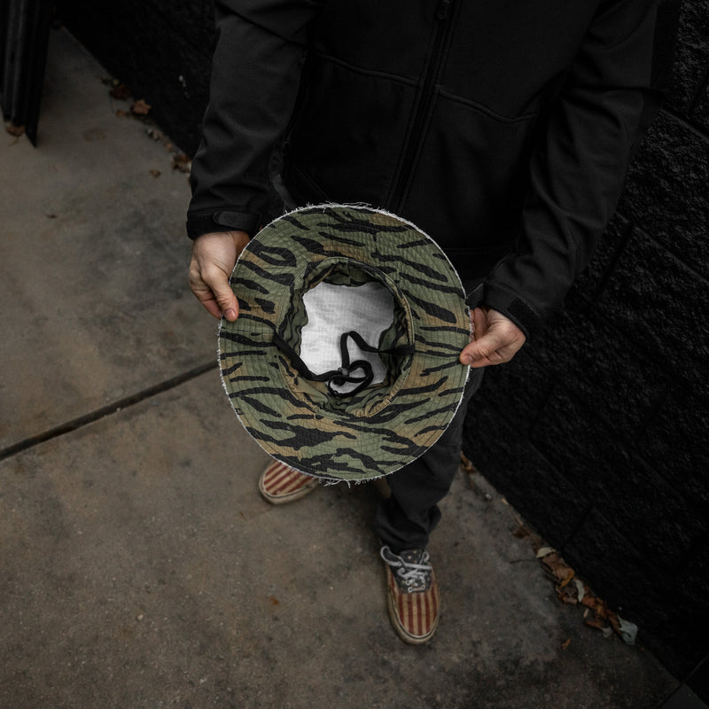 Load image into Gallery viewer, Distressed Ripstop Mid-Profile Tactical Boonie Hat
