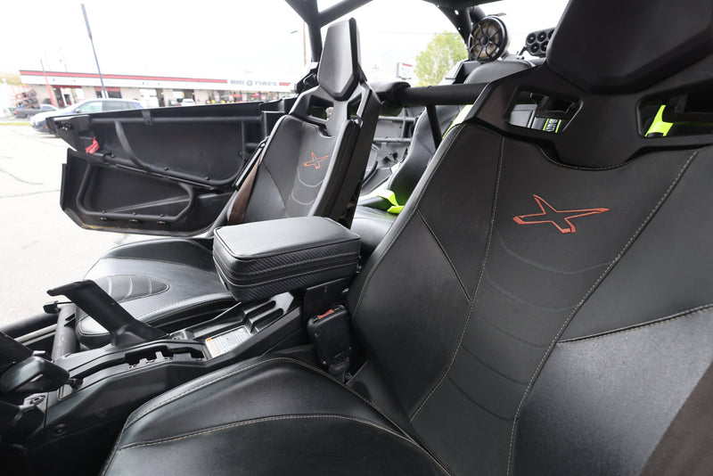 Load image into Gallery viewer, UTVMA Maverick X3 MAX Armrest with Bracket (2017+)
