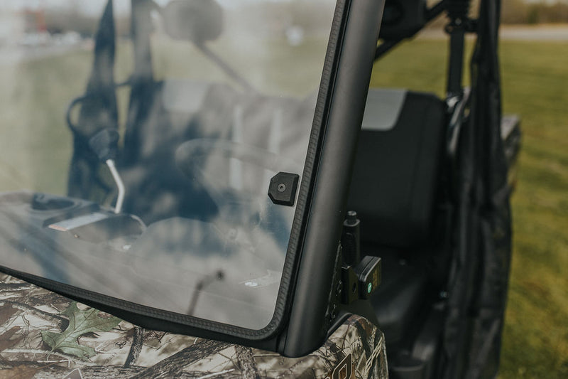 Load image into Gallery viewer, CF MOTO UForce 600 Windshield •Fits 2021-Up
