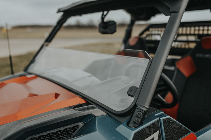 Load image into Gallery viewer, General Half Windshield •Fits 2016-Up
