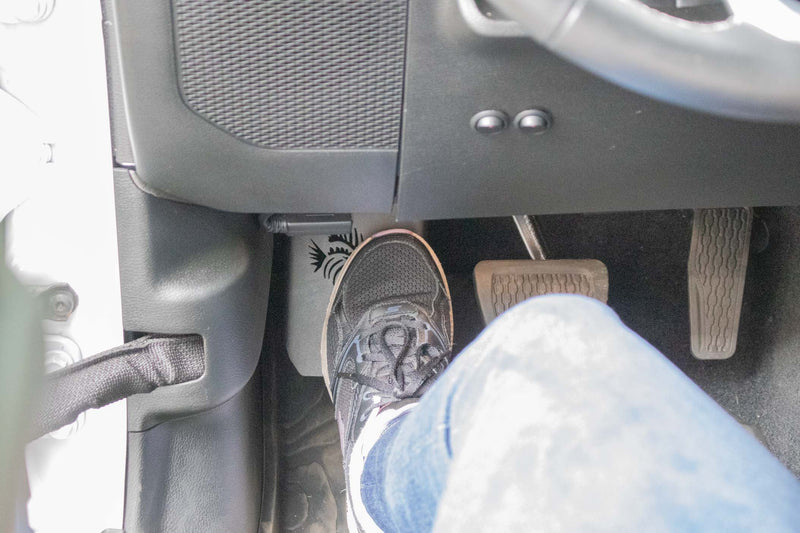 Load image into Gallery viewer, Fishbone Offroad Adjustable Dead Pedal for 2018 &amp; Up Jeep Wrangler/Gladiator FB25481
