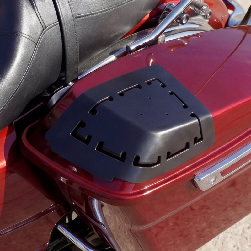 Load image into Gallery viewer, Harley-Davidson Saddlebag Speaker Lid Conversion Kit for models 2014-2023

