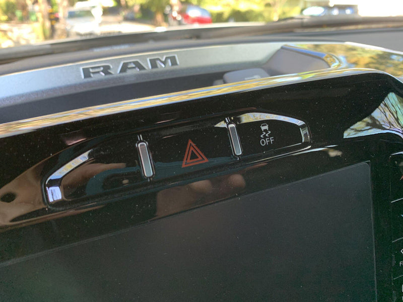 Load image into Gallery viewer, 2019–2021 Ram 2500/3500 Uconnect 5 12-Inch Screen Upgrade Kit UBQ – Wireless Apple CarPlay &amp; Android Auto
