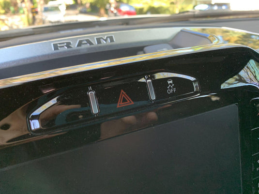 2019–2021 Ram 2500/3500 Uconnect 5 12-Inch Screen Upgrade Kit UBQ – Wireless Apple CarPlay & Android Auto