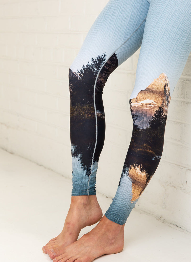 Load image into Gallery viewer, Yoga Pants Reflection
