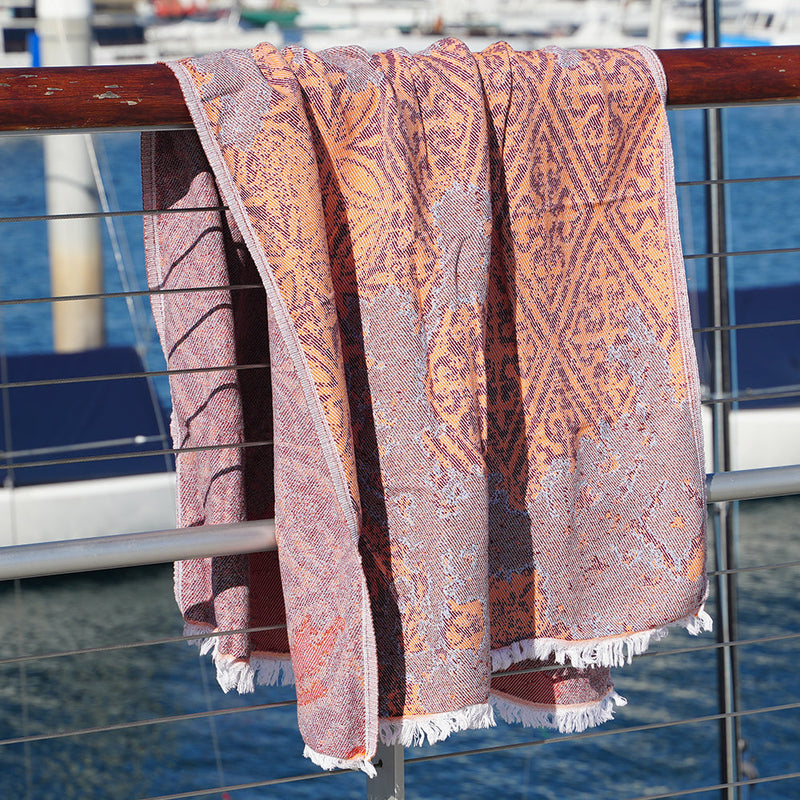 Load image into Gallery viewer, Regal - Turkish Beach Towel
