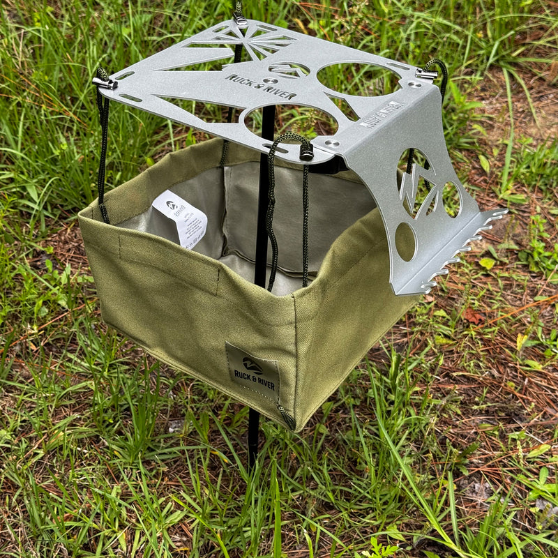 Load image into Gallery viewer, Ruck &amp; River Camping Table
