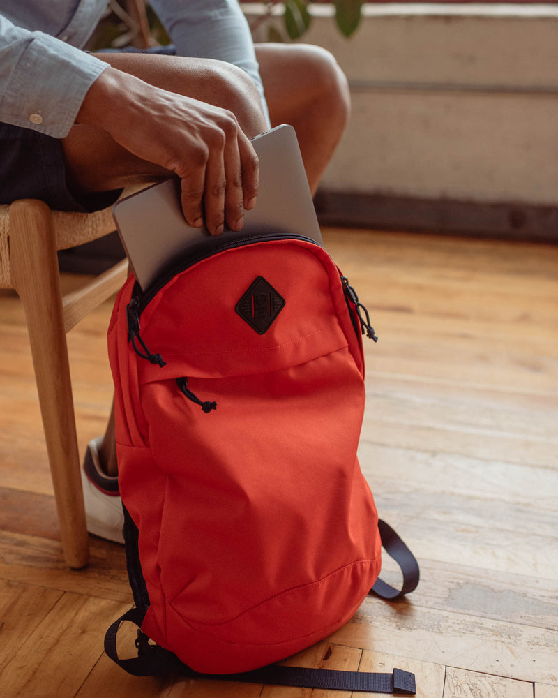 Load image into Gallery viewer, (R)evolution™ 15L Commuter Backpack
