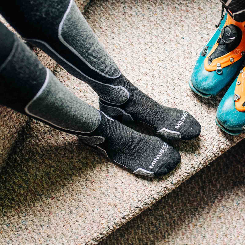Load image into Gallery viewer, Merino Wool Snowboard Socks - Light Cushion - Over The Calf
