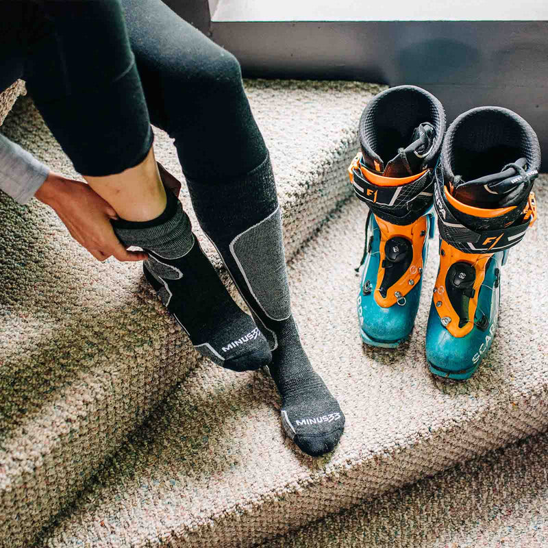 Load image into Gallery viewer, Merino Wool Snowboard Socks - Light Cushion - Over The Calf
