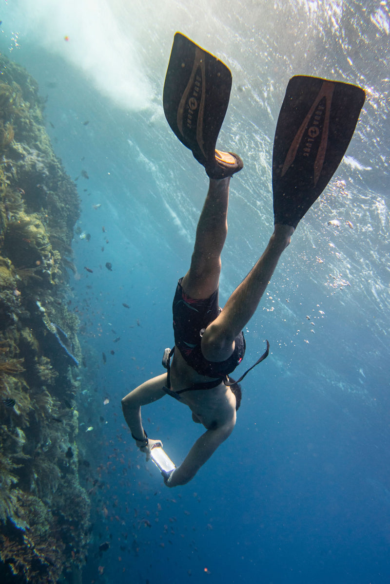 Load image into Gallery viewer, H1+ Smart Waterproof Phone Case
