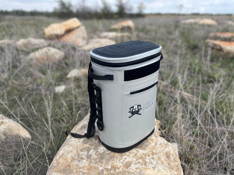 Load image into Gallery viewer, Saga Series 30 Can Soft Cooler
