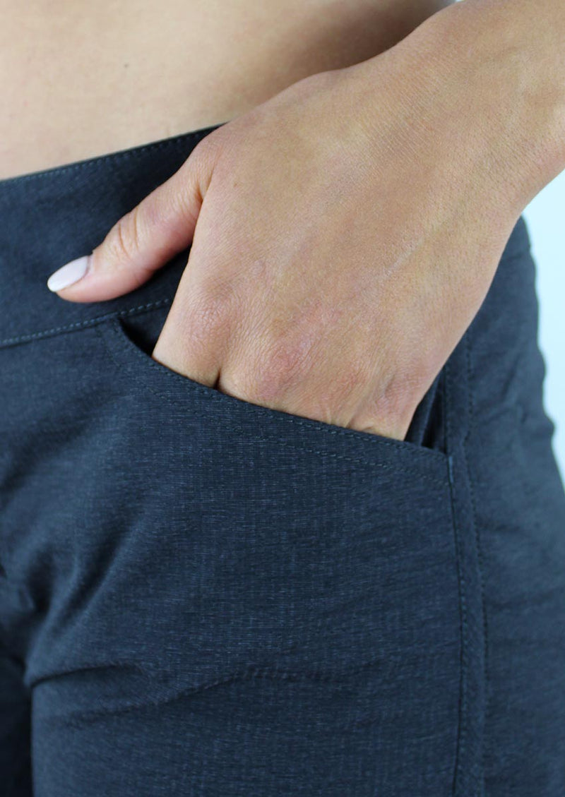 Load image into Gallery viewer, Women's Savvy Shorts 11"
