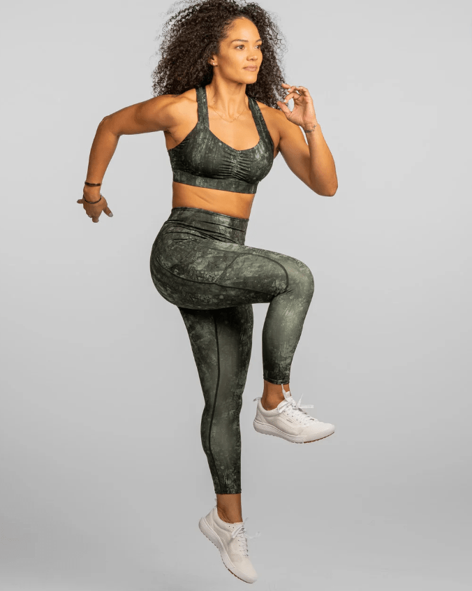 Load image into Gallery viewer, Hi Five Pocketed High-Waist Legging – Nature Daze
