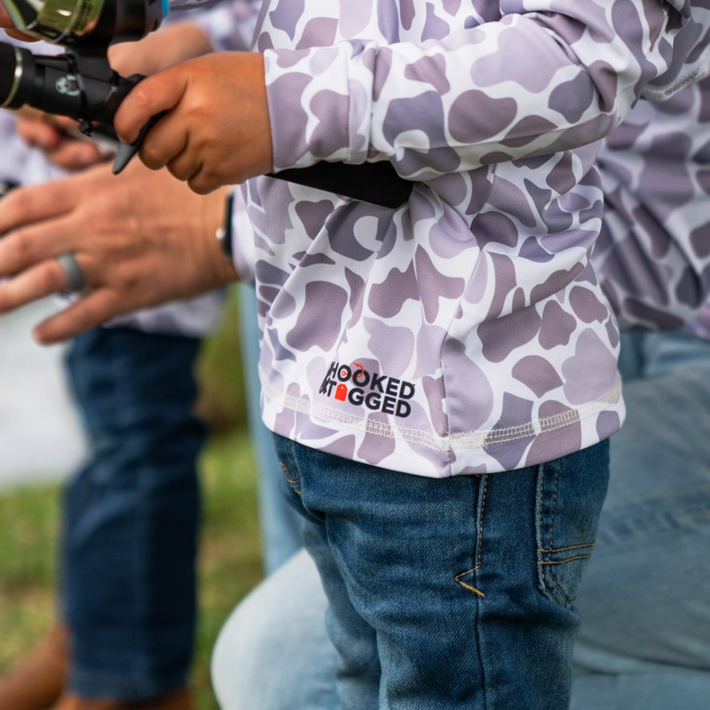 Load image into Gallery viewer, Youth Old School Camo Performance Hoodies
