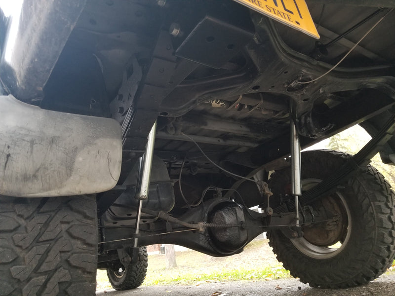 Load image into Gallery viewer, 2000 - 2006 Toyota Tundra 1st Gen 12&quot; Shock Relocation Kit
