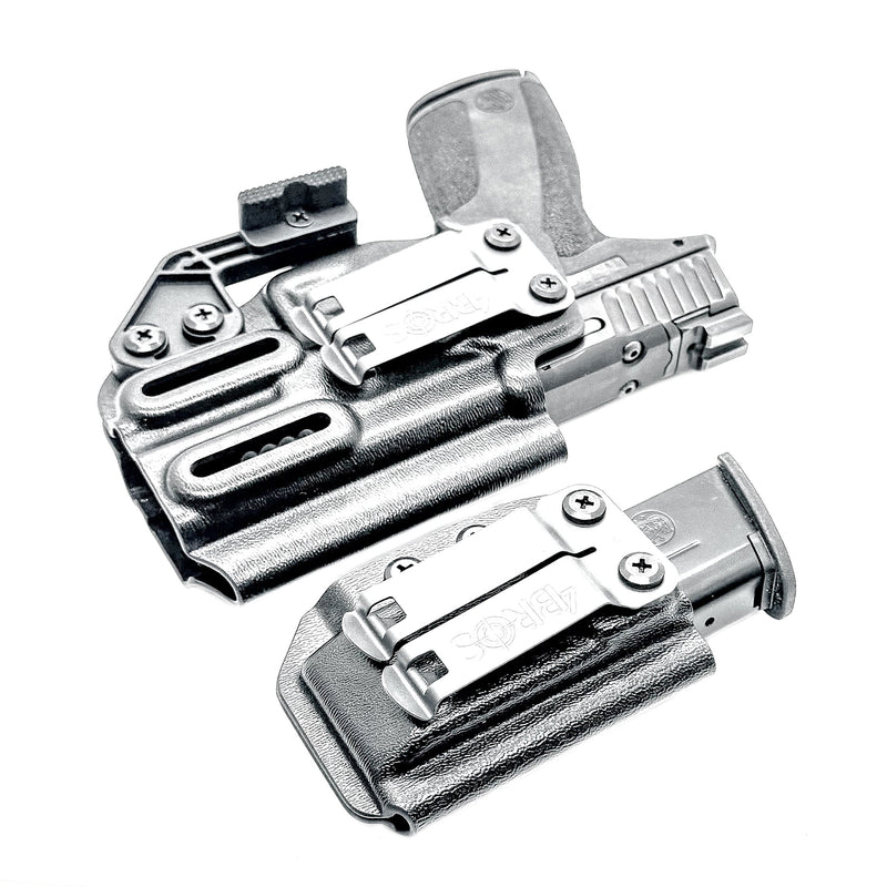 Load image into Gallery viewer, Smith &amp; Wesson M&amp;P Shield X IWB Holster with Magazine Carrier Combo
