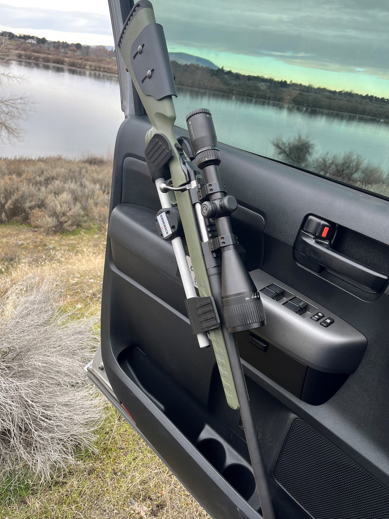 Load image into Gallery viewer, Sidekick Door-Mounted Gun Rack – 2007-2021 Toyota Tundra
