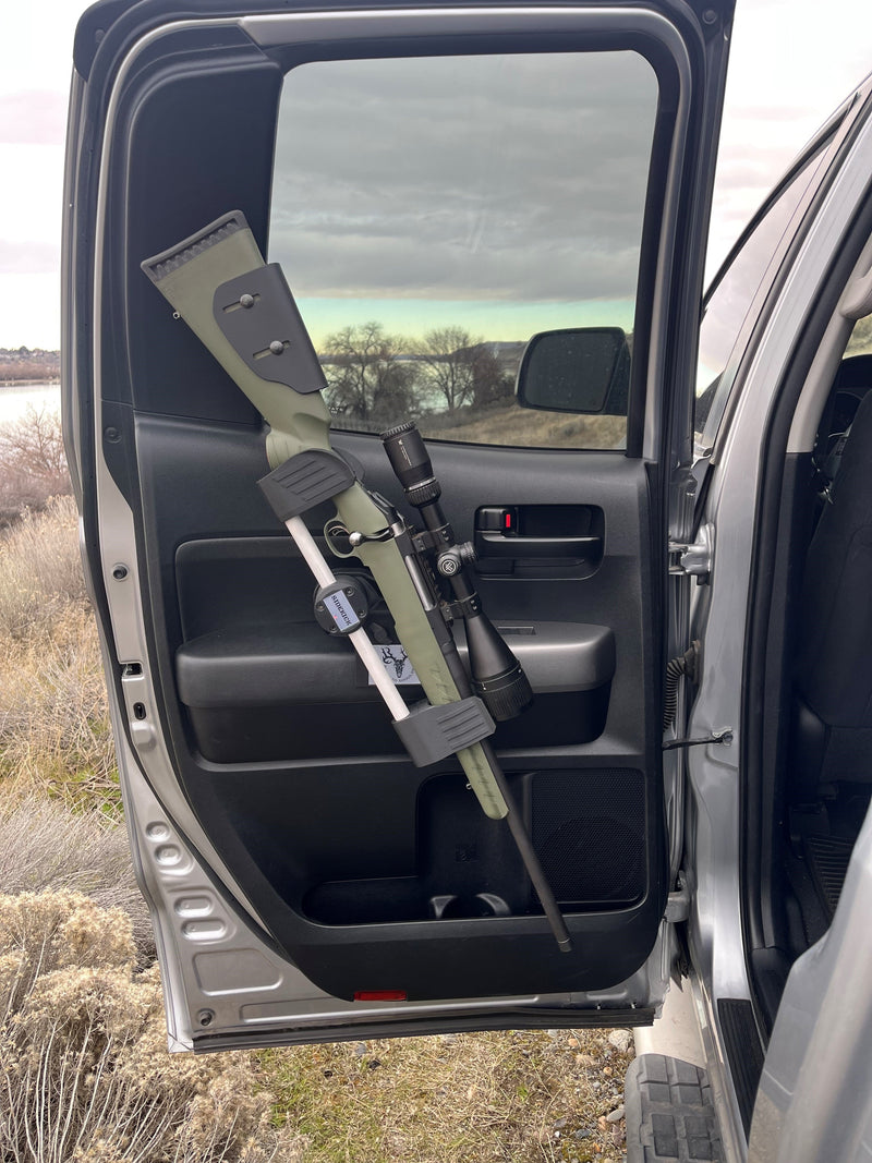 Load image into Gallery viewer, Sidekick Door-Mounted Gun Rack – 2007-2021 Toyota Tundra
